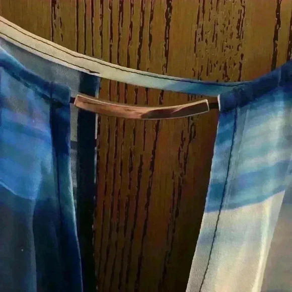 Blue, Sheer airy chiffon, blouse - Picture 6 of 10